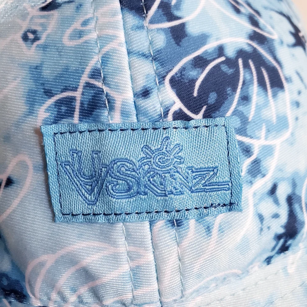 UV Skinz Sky Blue Turtles Sea Horses Patterned Kids Hat